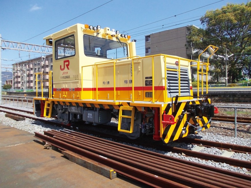 軌道モータカー MR786
